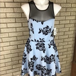 Trixxi  powder blue and black floral print dress size large in junior.